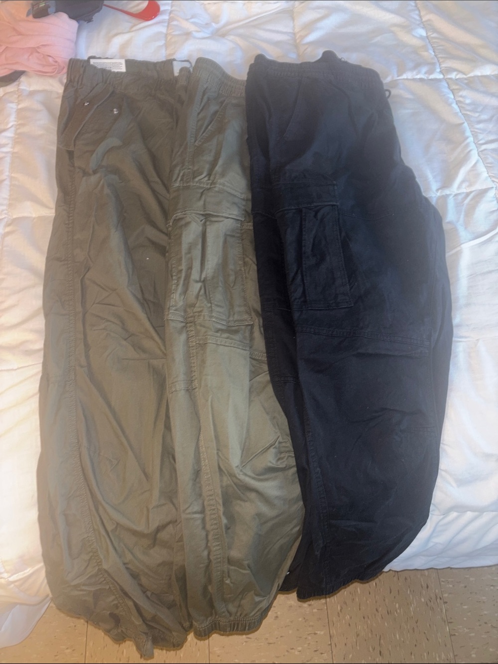 H&M Men's Cargo Pants in Olive and Black Duo